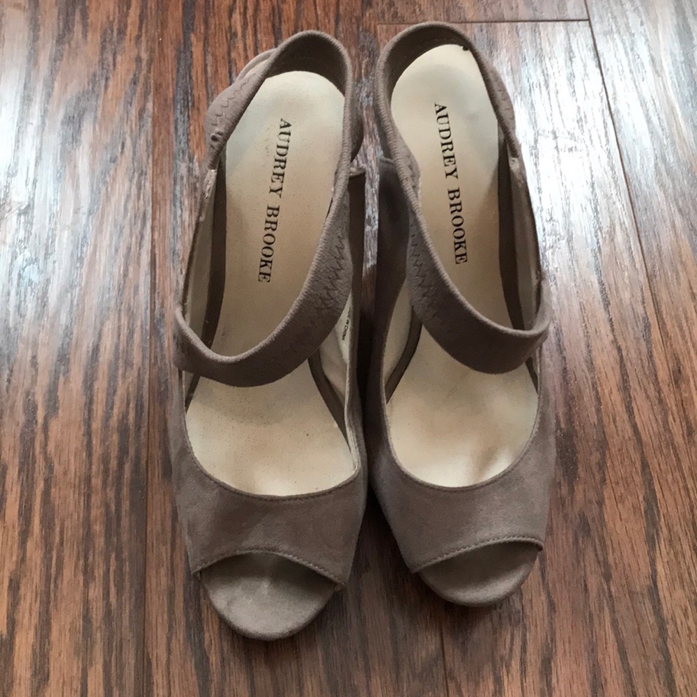 Audrey Brooke wedges